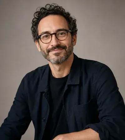 Derek Holloway, Art Director